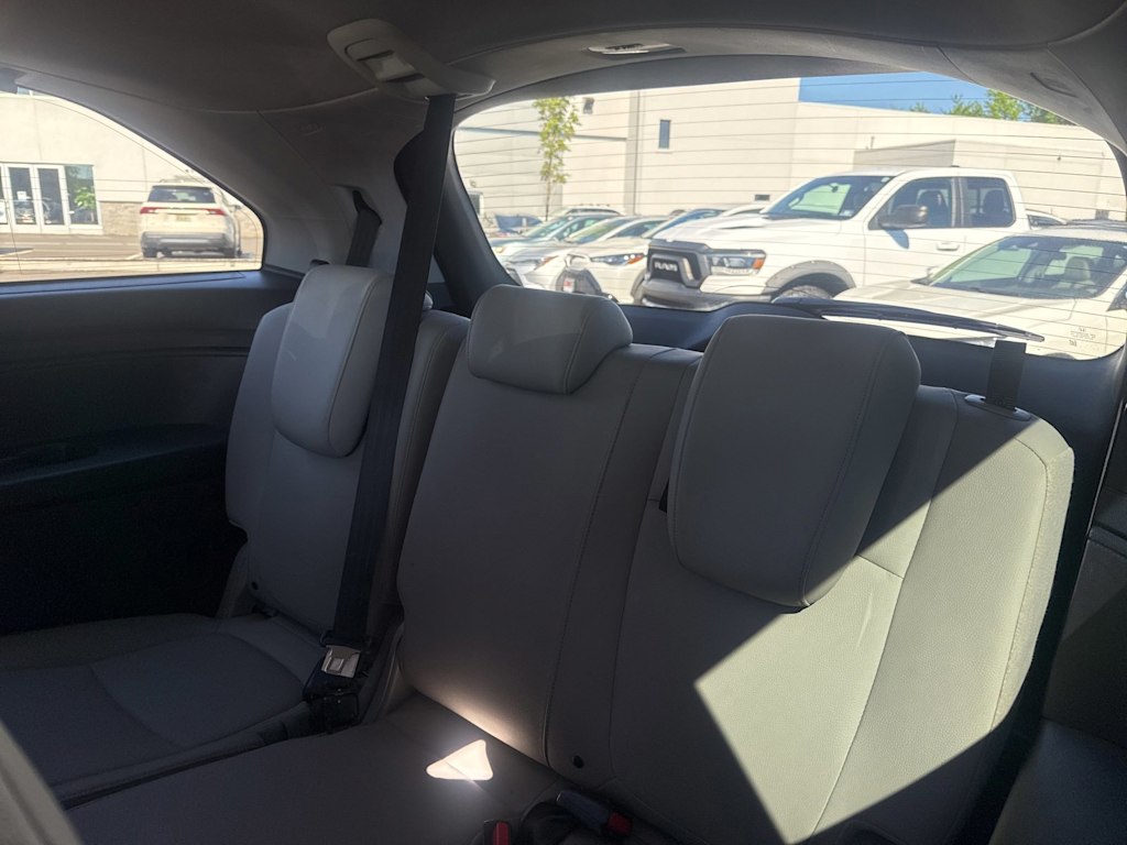 Thumbnail: 2019 Honda Odyssey - 20