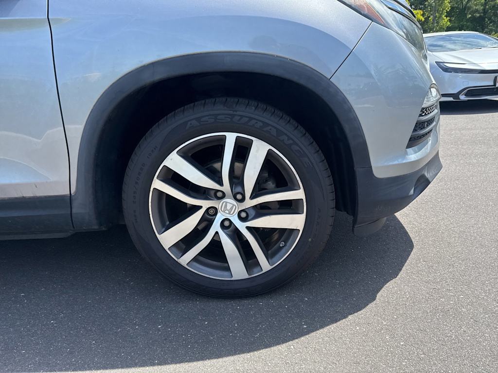 Thumbnail: 2018 Honda Pilot - 5