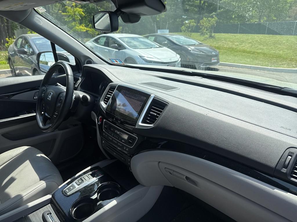 Thumbnail: 2018 Honda Pilot - 6
