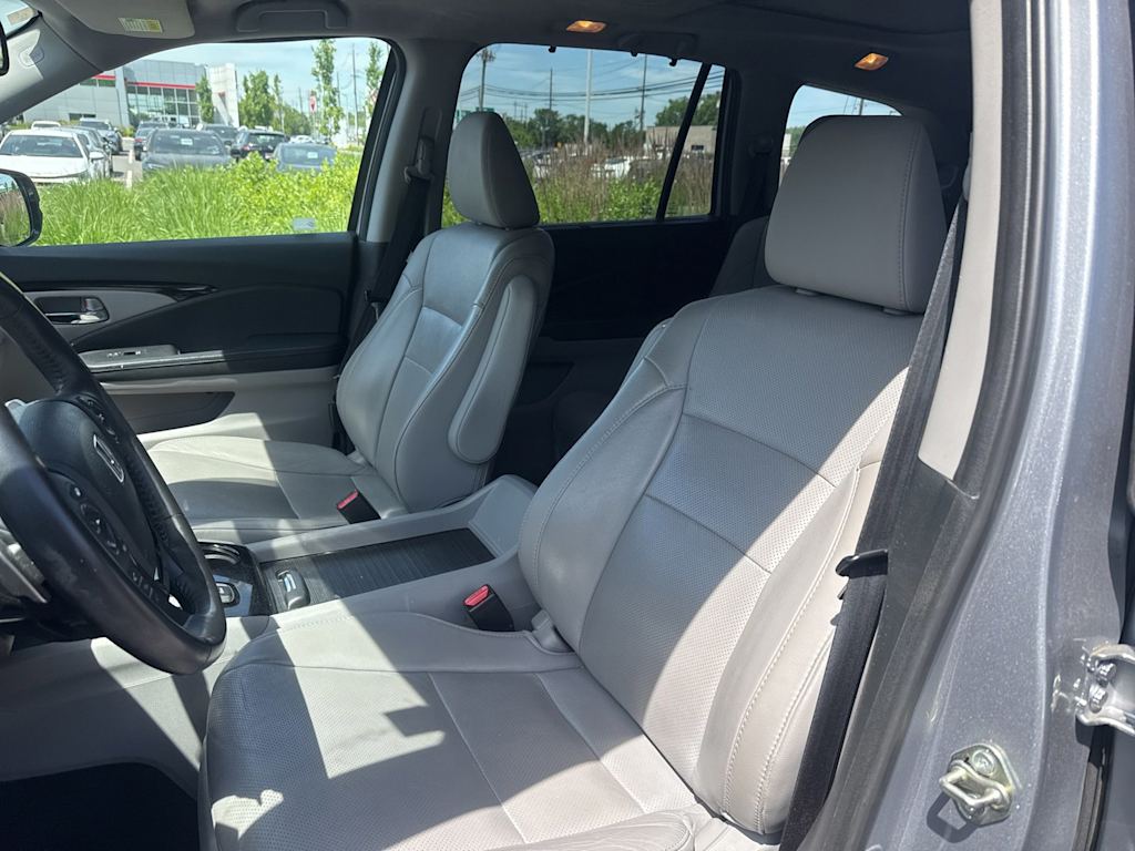 Thumbnail: 2018 Honda Pilot - 7