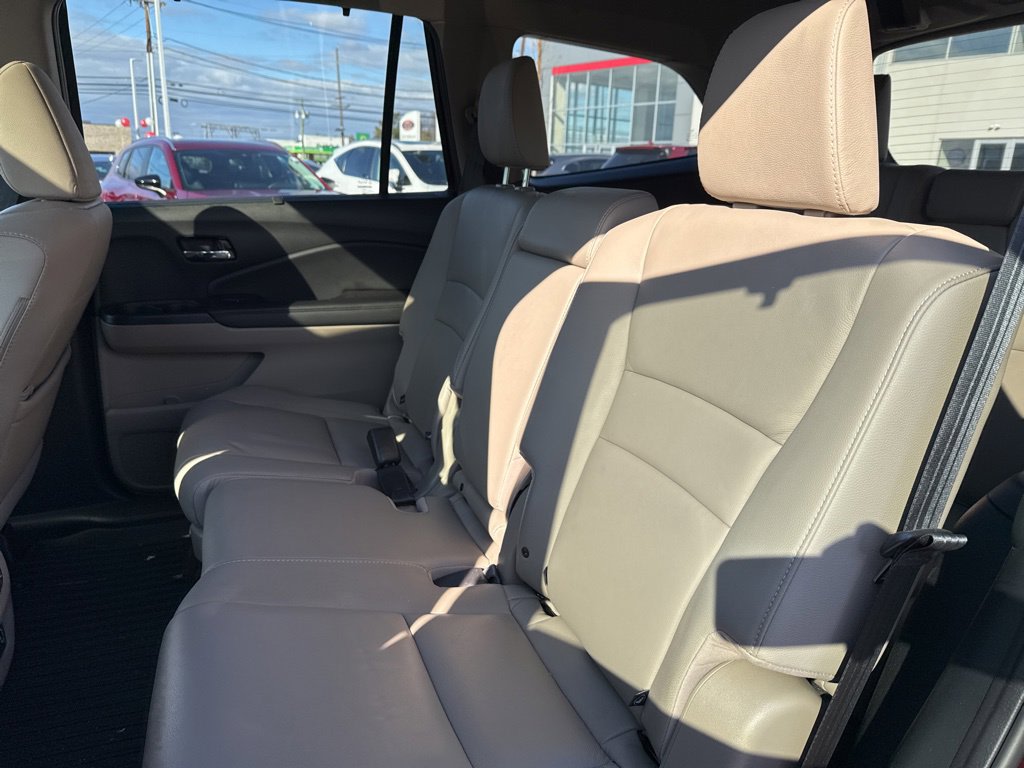 Thumbnail: 2022 Honda Pilot - 10