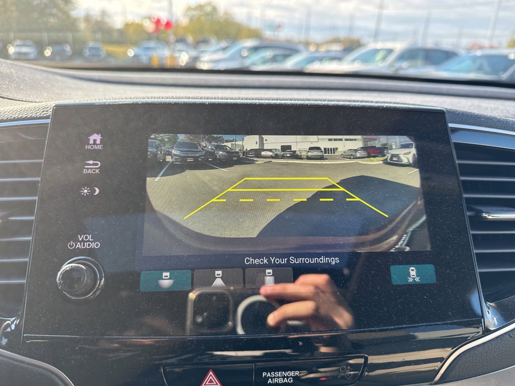 Thumbnail: 2022 Honda Pilot - 23