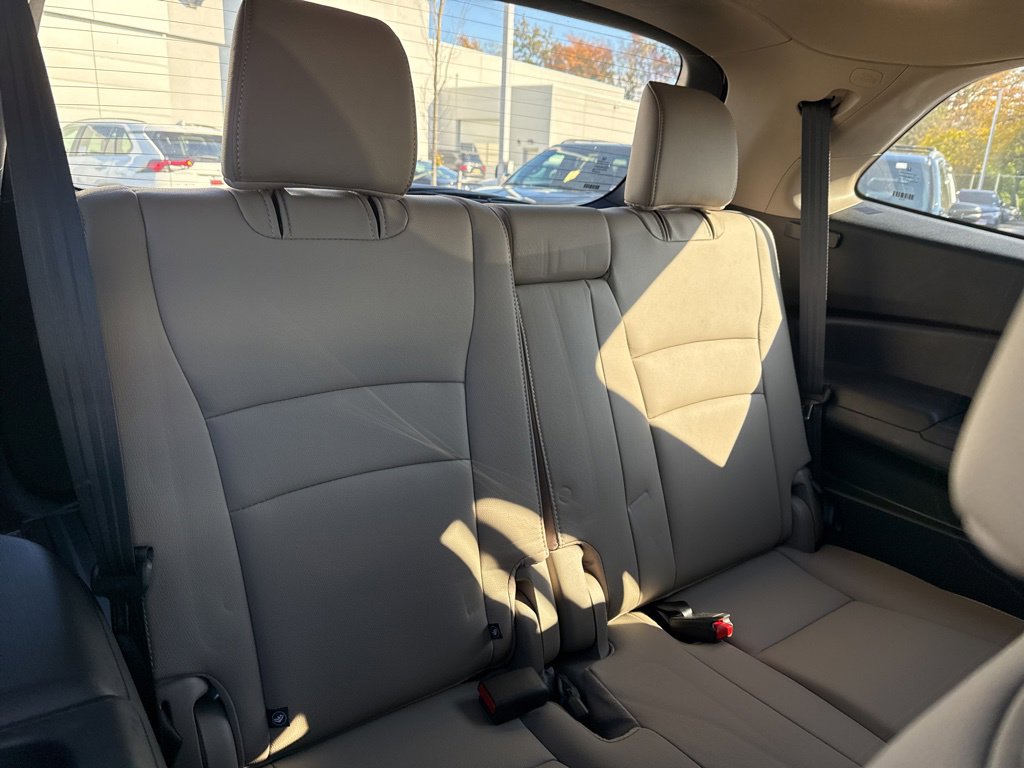 Thumbnail: 2022 Honda Pilot - 17