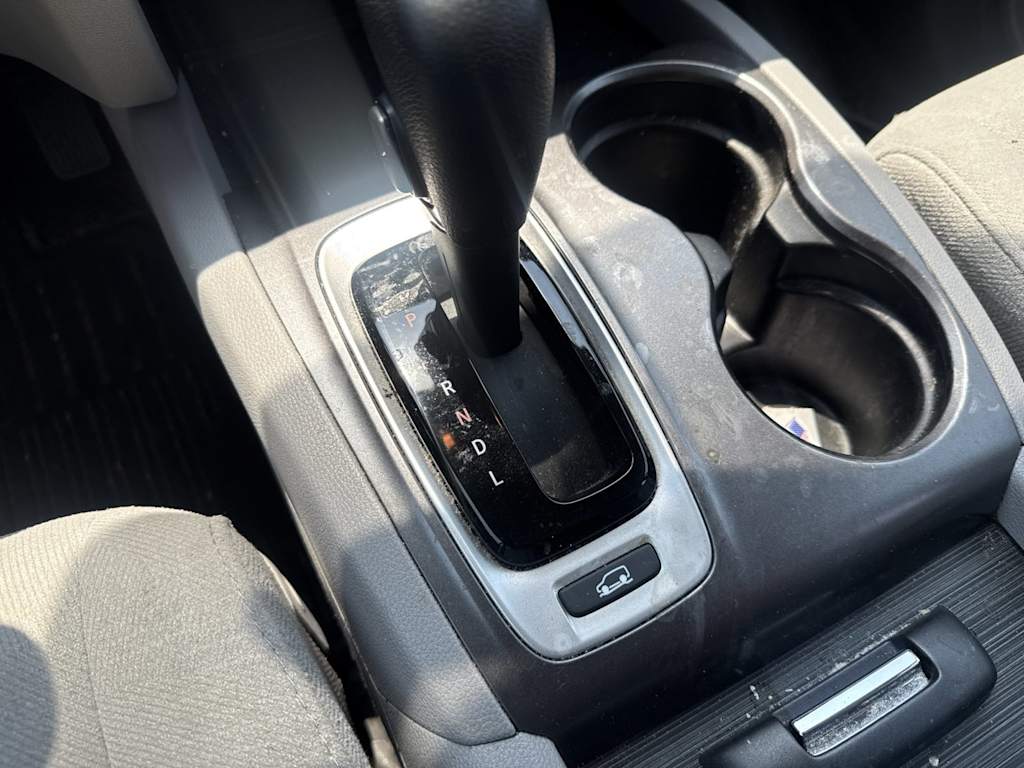 Thumbnail: 2017 Honda Pilot - 15