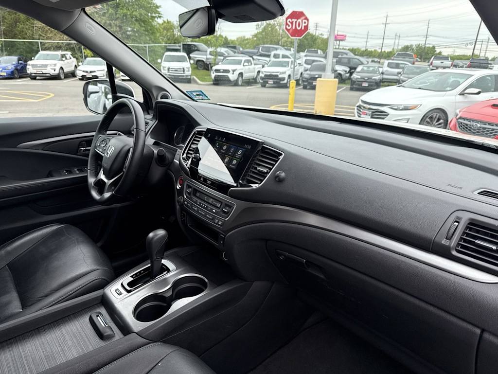 Thumbnail: 2019 Honda Pilot - 8