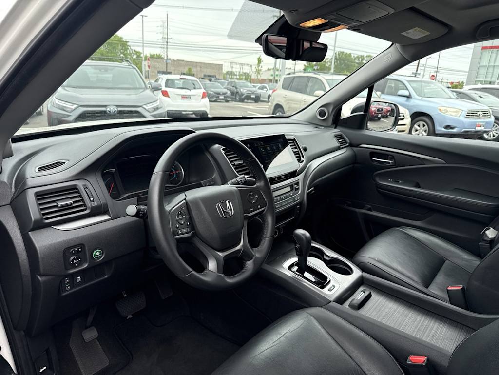 Thumbnail: 2019 Honda Pilot - 2