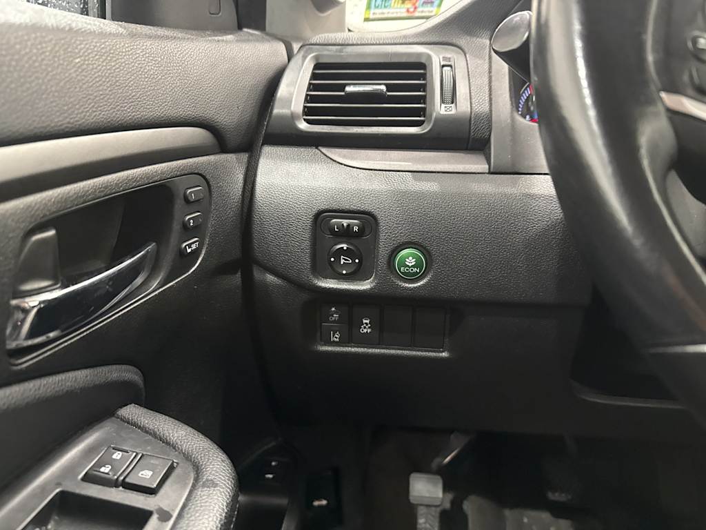 Thumbnail: 2019 Honda Pilot - 17