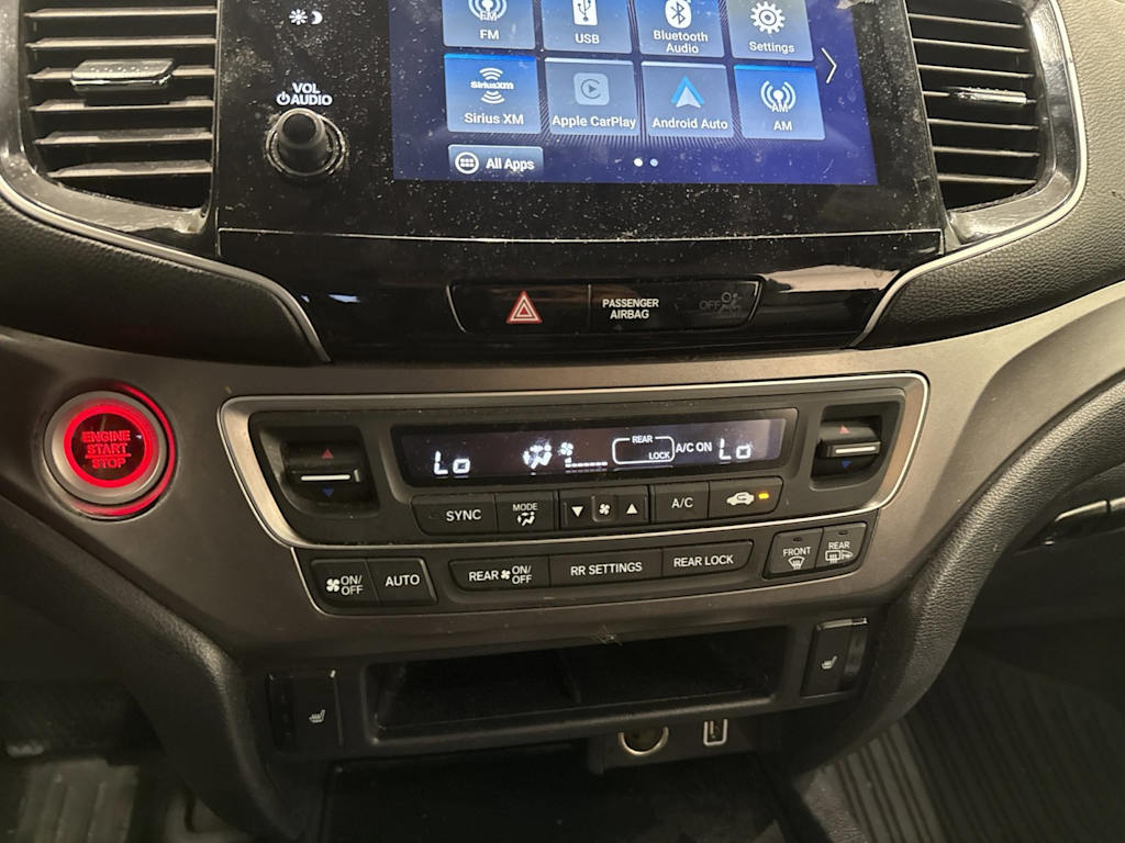 Thumbnail: 2019 Honda Pilot - 16