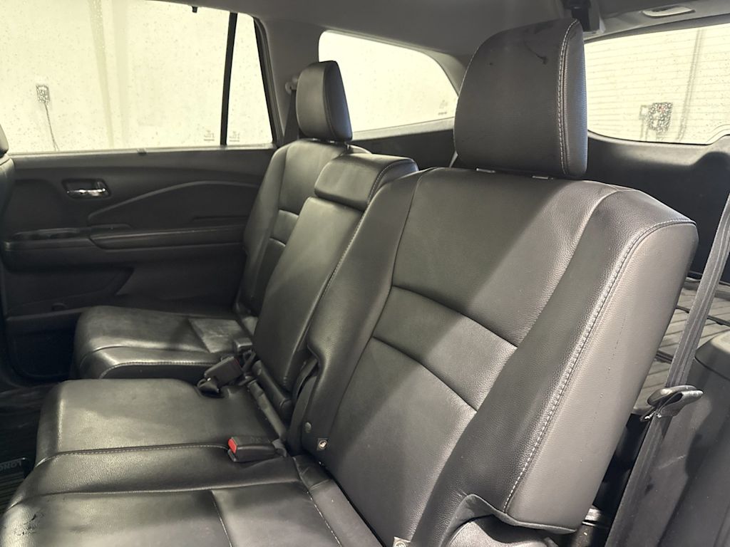 Thumbnail: 2019 Honda Pilot - 8