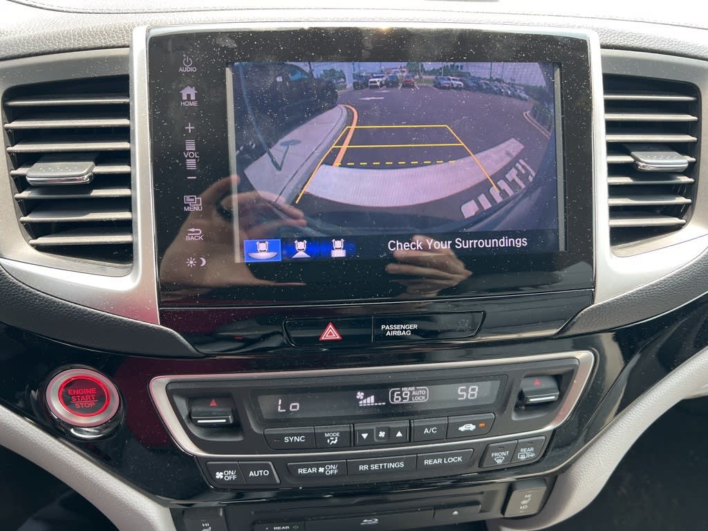 2018 Honda Pilot Touring 19