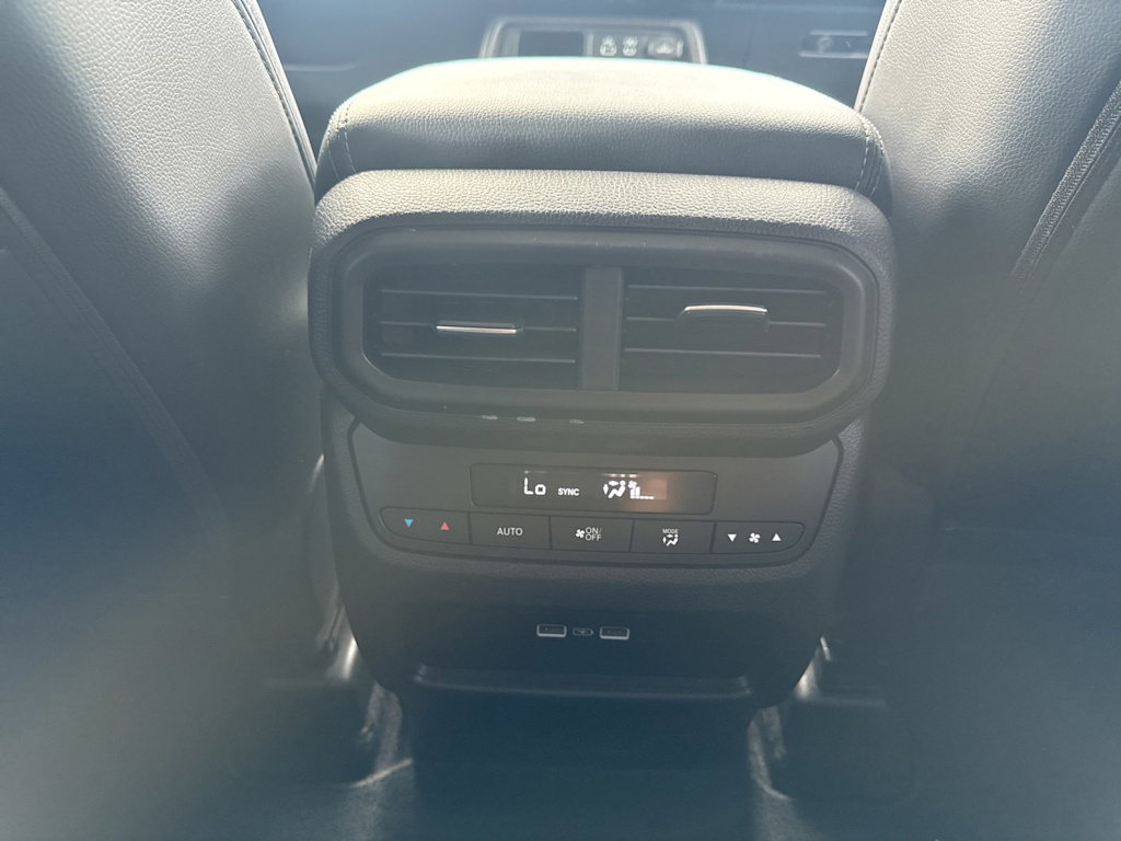 Thumbnail: 2023 Honda Pilot - 30