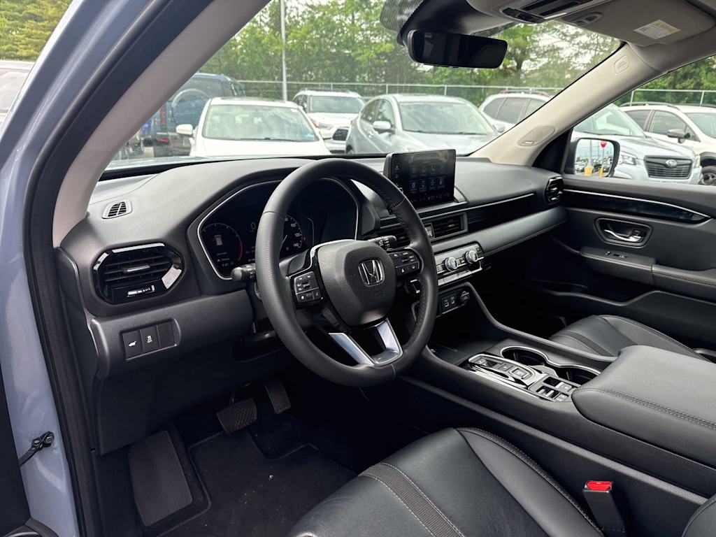 Thumbnail: 2023 Honda Pilot - 2