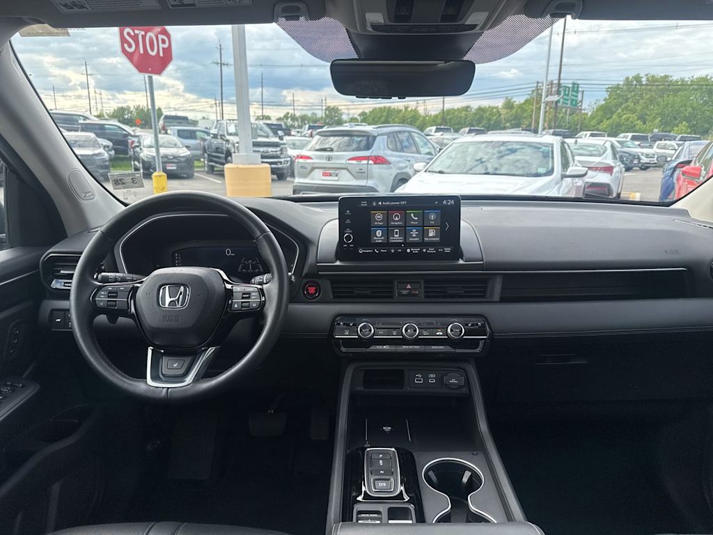 Thumbnail: 2023 Honda Pilot - 12