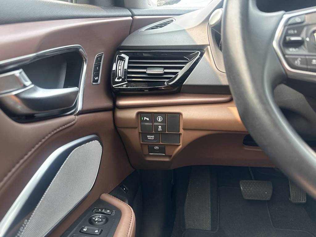 Thumbnail: 2023 Acura RDX - 25