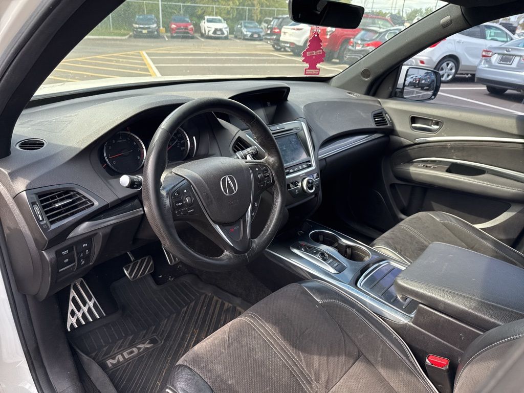 Thumbnail: 2019 Acura MDX - 2