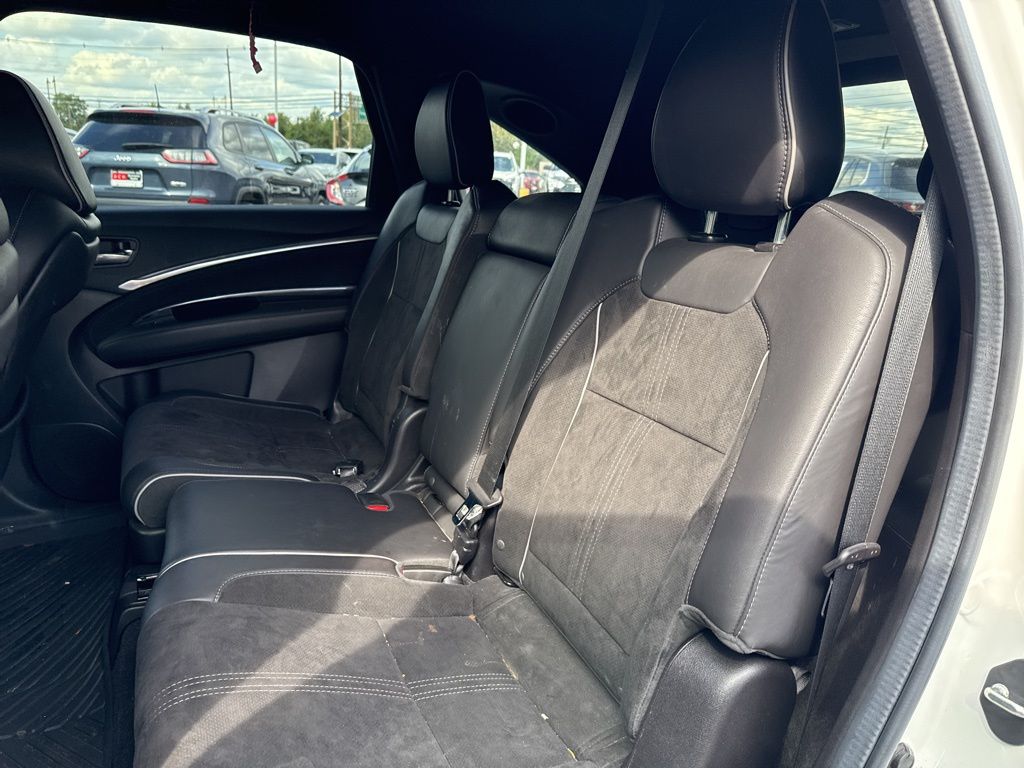 Thumbnail: 2019 Acura MDX - 10