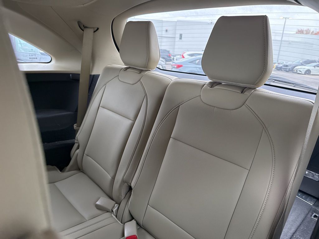 Thumbnail: 2019 Acura MDX - 20