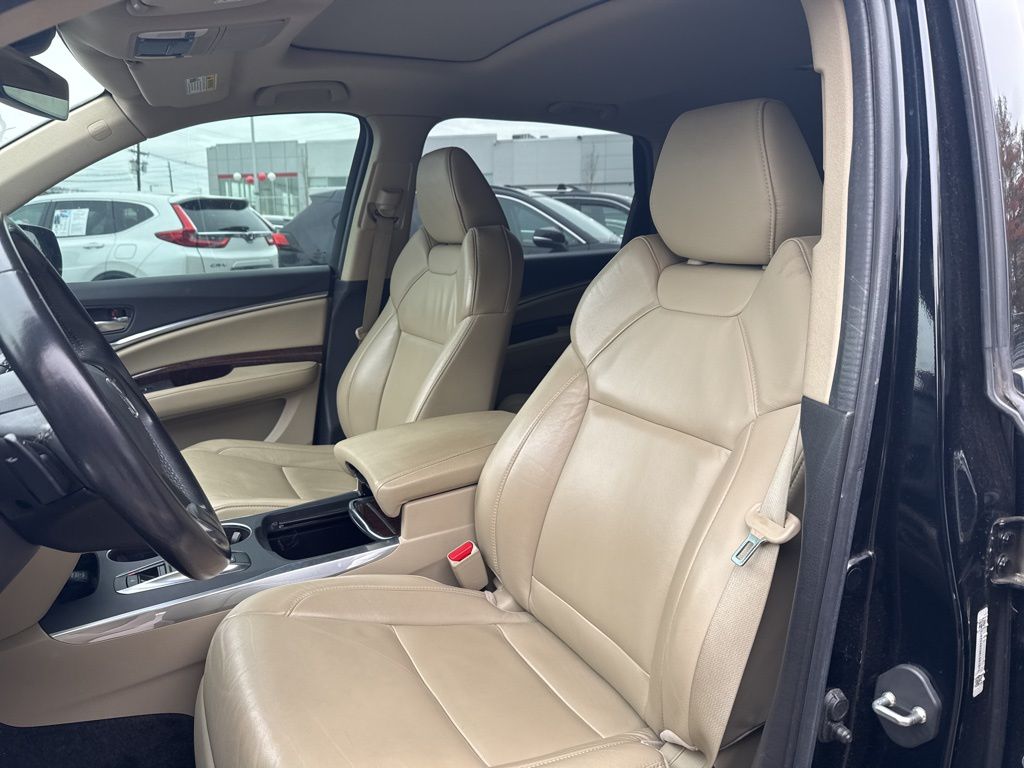 Thumbnail: 2019 Acura MDX - 9