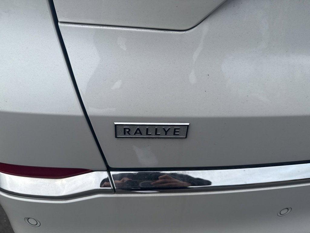 Thumbnail: 2022 Acura MDX - 6