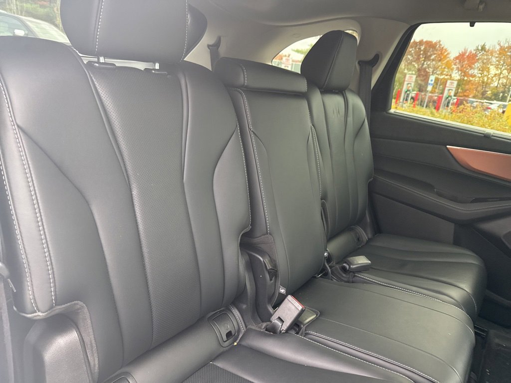 Thumbnail: 2022 Acura MDX - 21