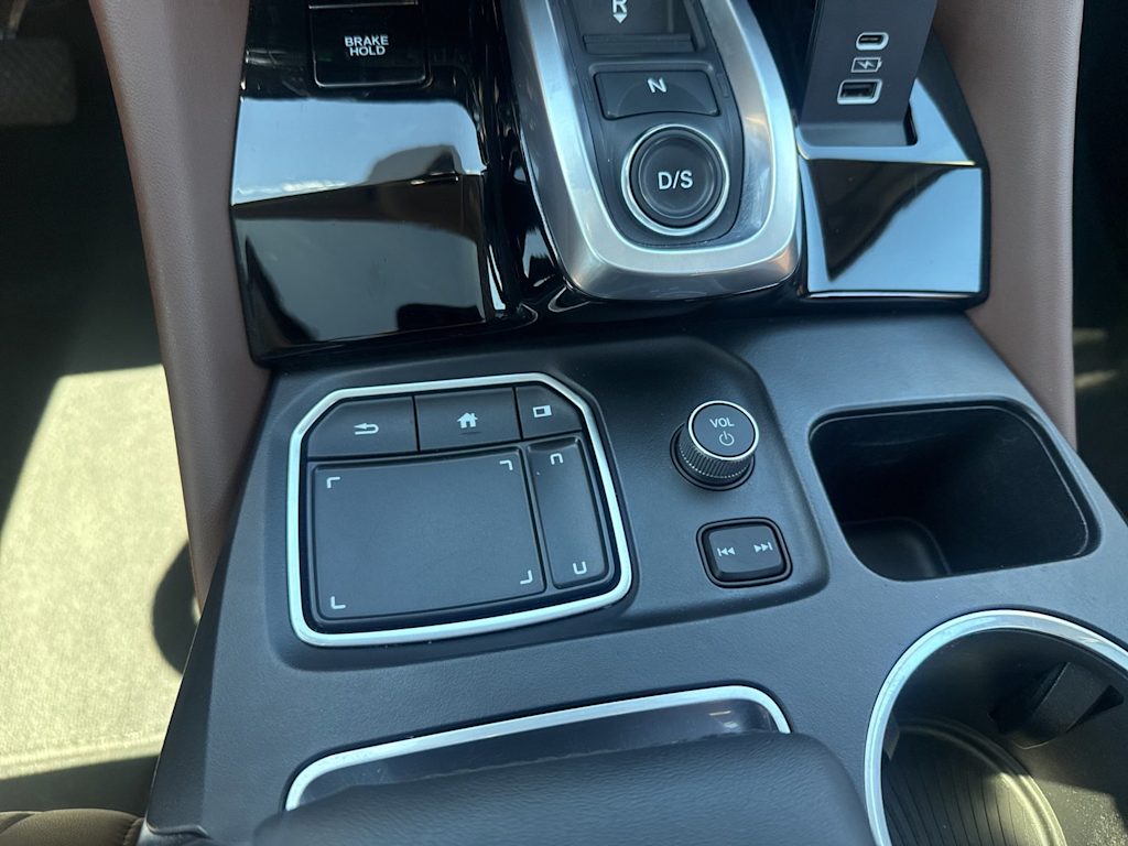 Thumbnail: 2023 Acura MDX - 22