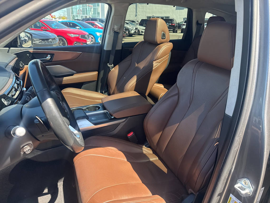 Thumbnail: 2023 Acura MDX - 9