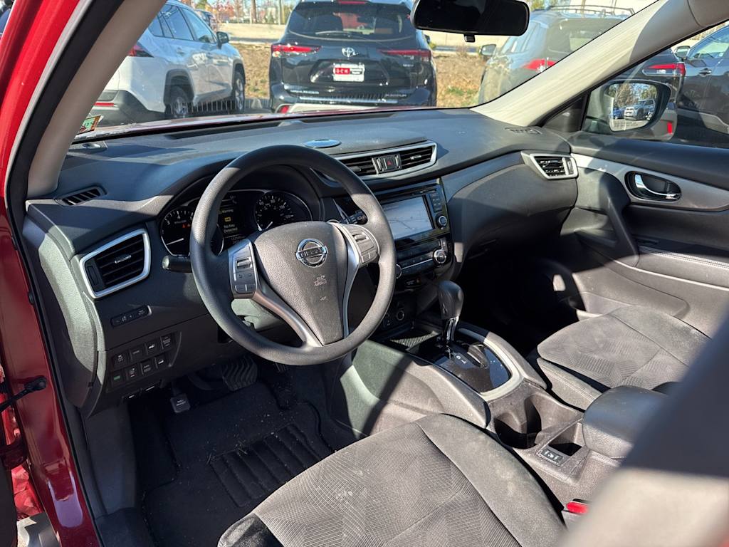 Thumbnail: 2016 Nissan Rogue - 2