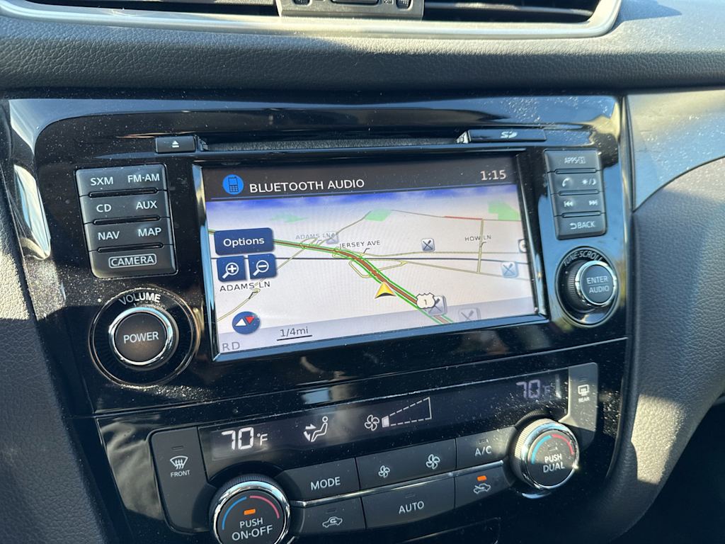 Thumbnail: 2016 Nissan Rogue - 14