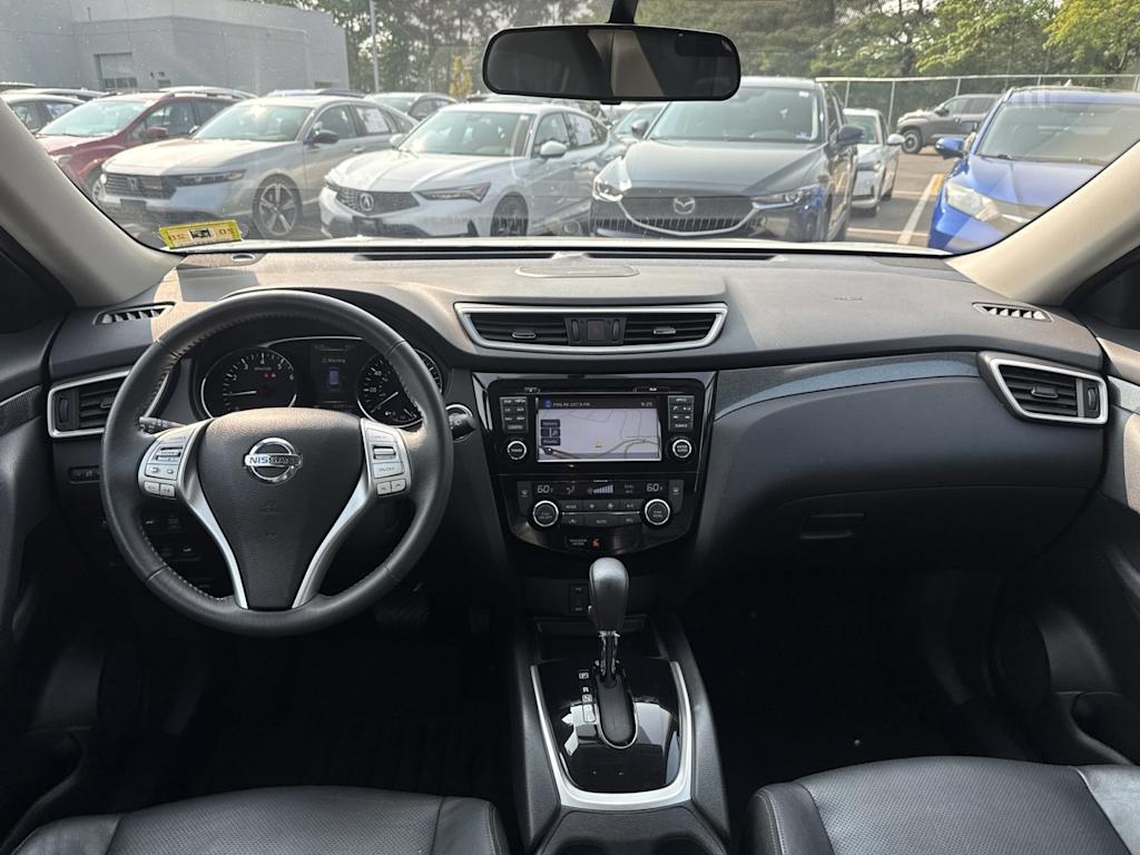Thumbnail: 2015 Nissan Rogue - 13