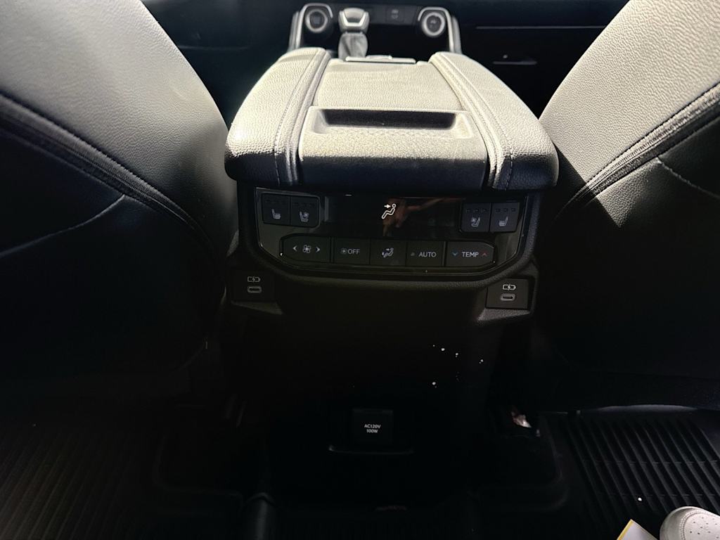 Thumbnail: 2024 Toyota Grand Highlander - 26