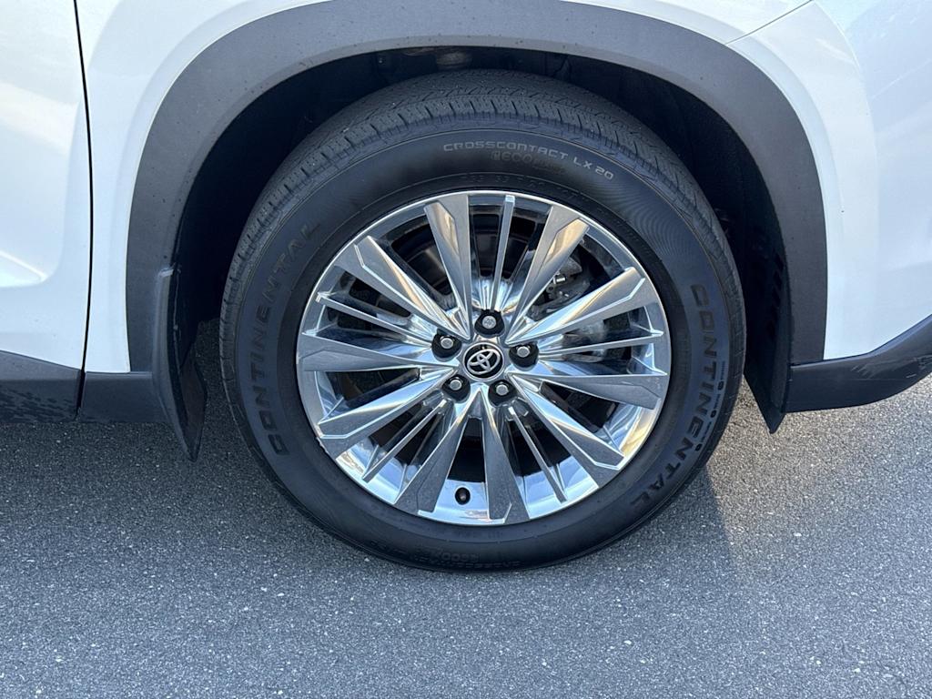 Thumbnail: 2024 Toyota Grand Highlander - 7