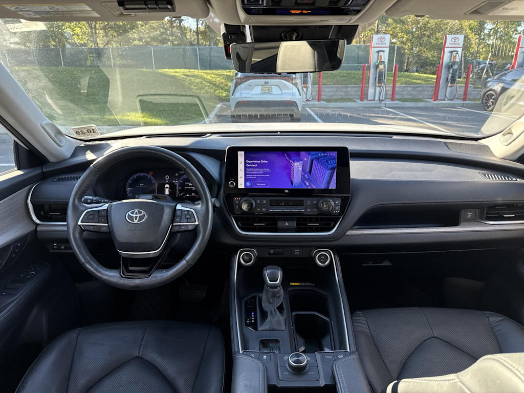 Thumbnail: 2024 Toyota Grand Highlander - 13