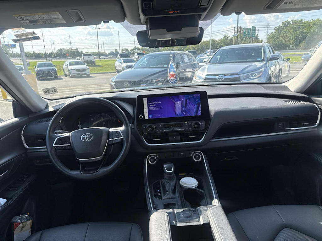 Thumbnail: 2024 Toyota Grand Highlander - 13