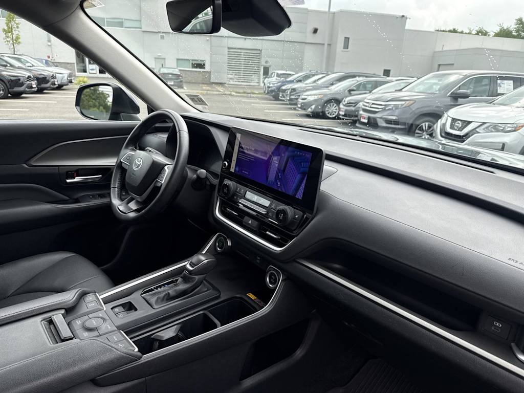 Thumbnail: 2024 Toyota Grand Highlander - 8