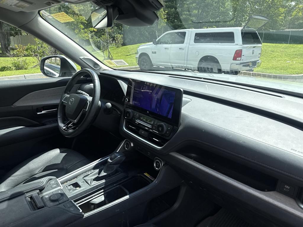 Thumbnail: 2024 Toyota Grand Highlander - 8