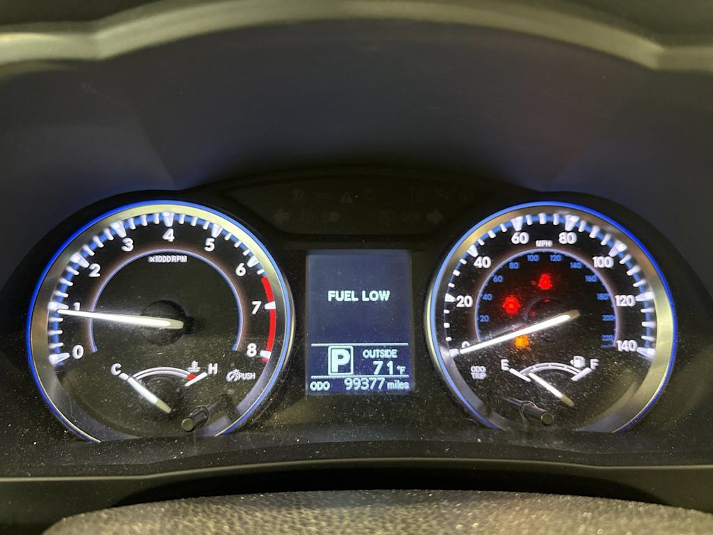 Thumbnail: 2015 Toyota Highlander - 16