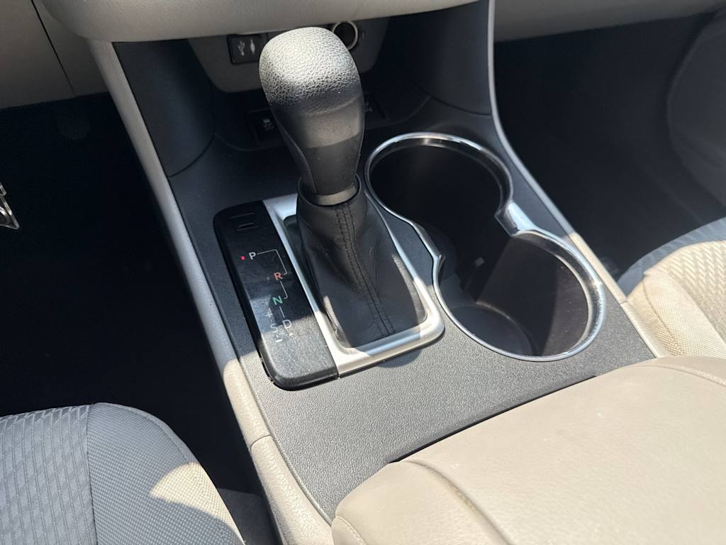 Thumbnail: 2015 Toyota Highlander - 15