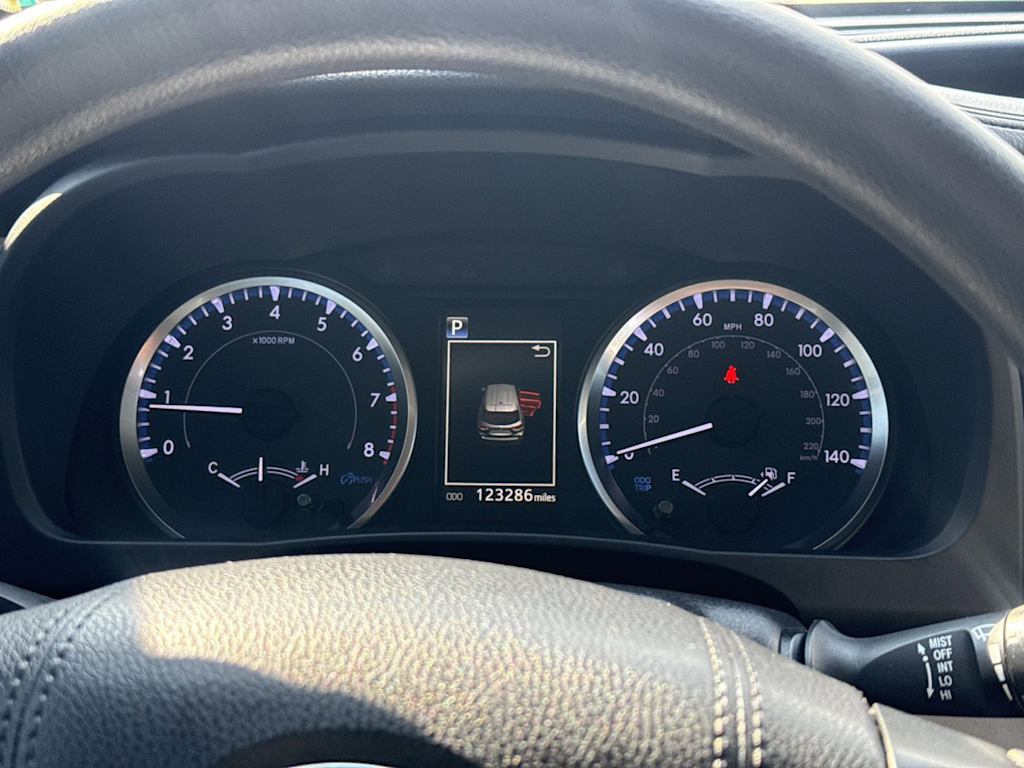Thumbnail: 2019 Toyota Highlander - 16