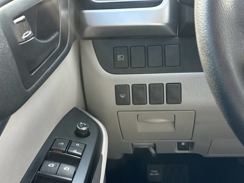 Thumbnail: 2019 Toyota Highlander - 22