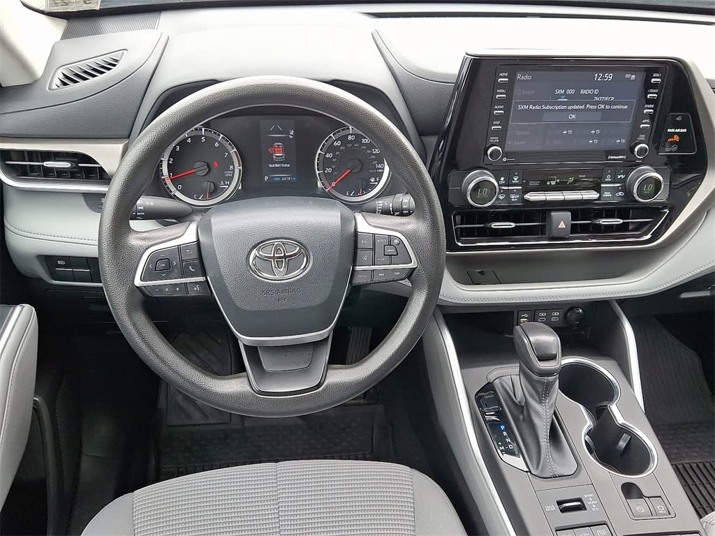 Thumbnail: 2022 Toyota Highlander - 2