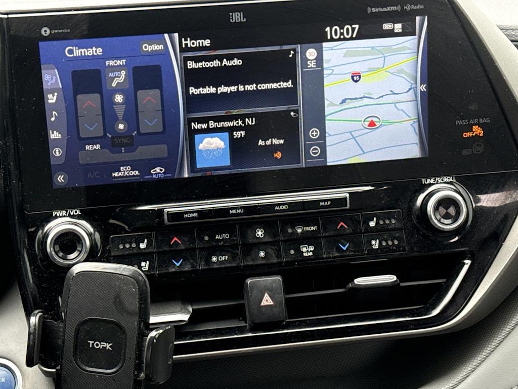 Thumbnail: 2021 Toyota Highlander - 22