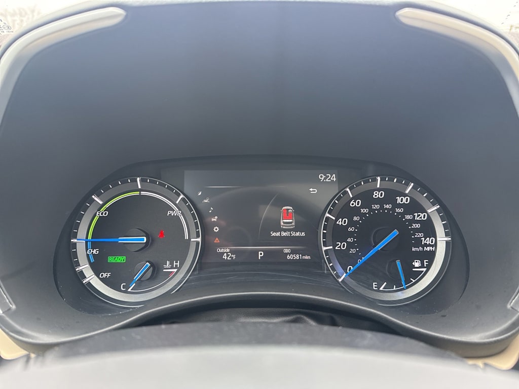 Thumbnail: 2021 Toyota Highlander - 16