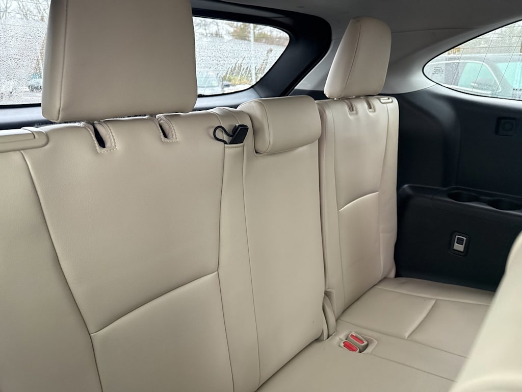 Thumbnail: 2021 Toyota Highlander - 23