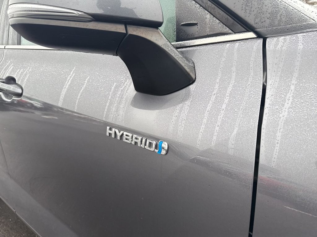 Thumbnail: 2021 Toyota Highlander - 19