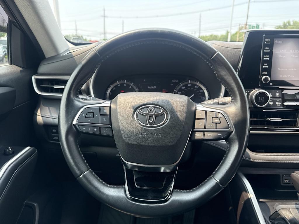 Thumbnail: 2021 Toyota Highlander - 12