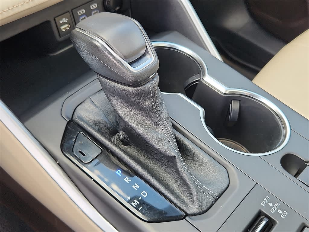 2022 Toyota Highlander XLE 13