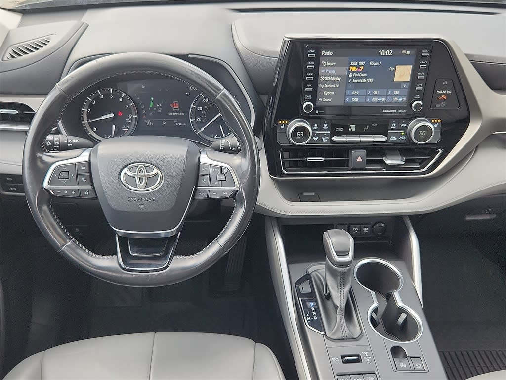 Thumbnail: 2021 Toyota Highlander - 2