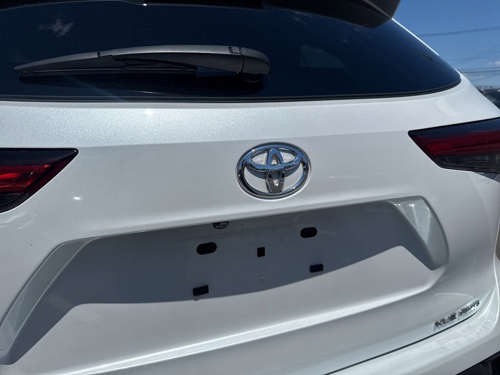 Thumbnail: 2022 Toyota Highlander - 20