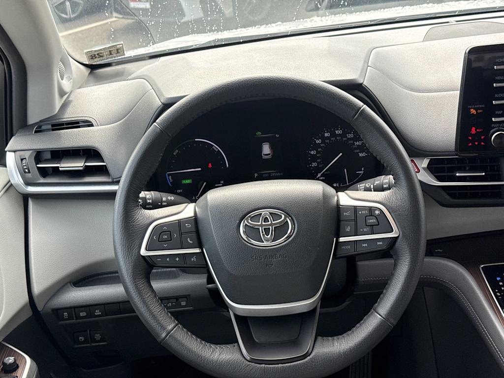 Thumbnail: 2024 Toyota Sienna - 12