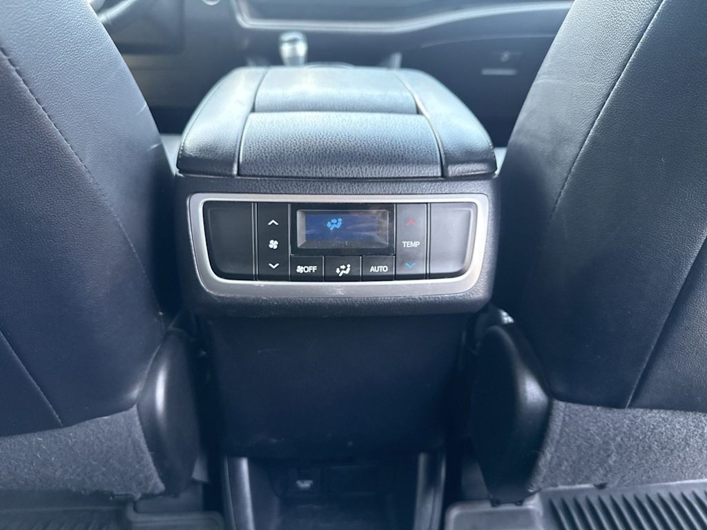 Thumbnail: 2017 Toyota Highlander - 23